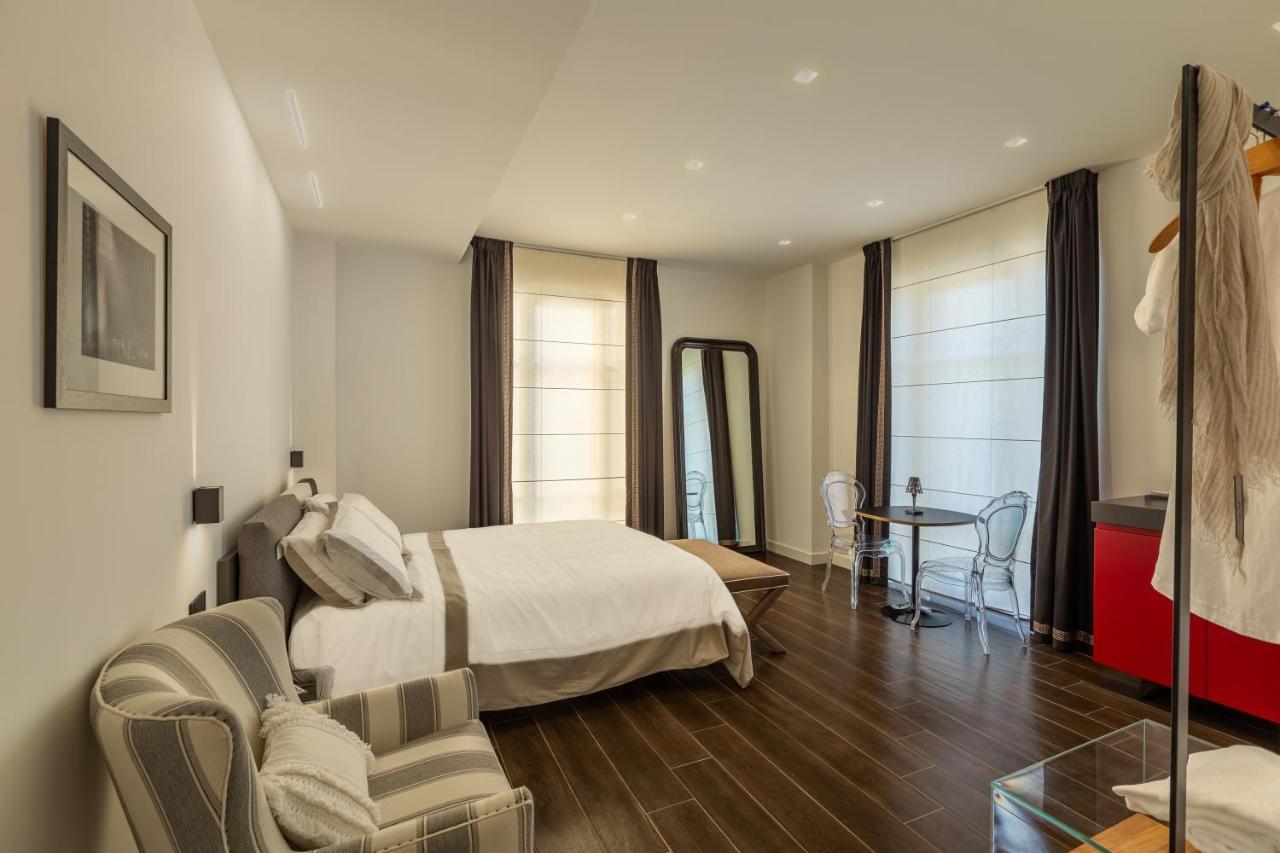 Qui Vicino Boutique Rooms And Suites Trapani Buitenkant foto