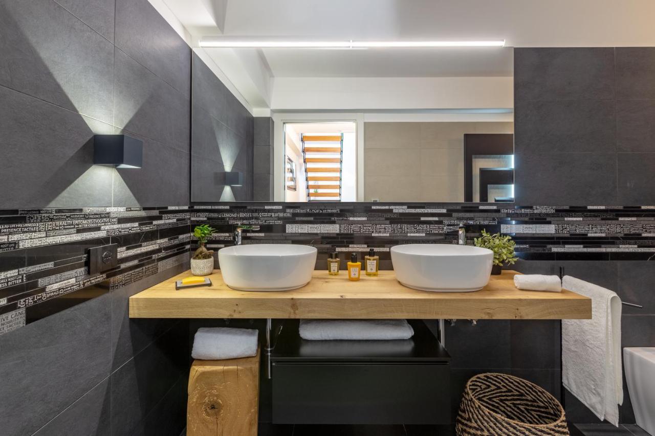 Qui Vicino Boutique Rooms And Suites Trapani Buitenkant foto