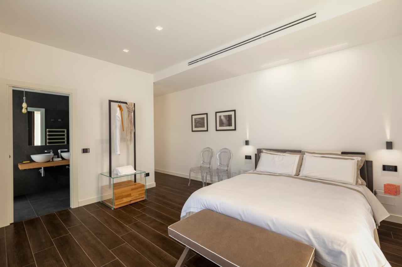 Qui Vicino Boutique Rooms And Suites Trapani Buitenkant foto