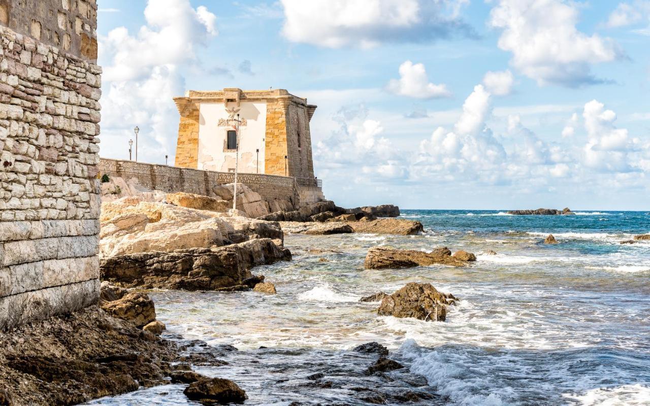 Qui Vicino Boutique Rooms And Suites Trapani Buitenkant foto